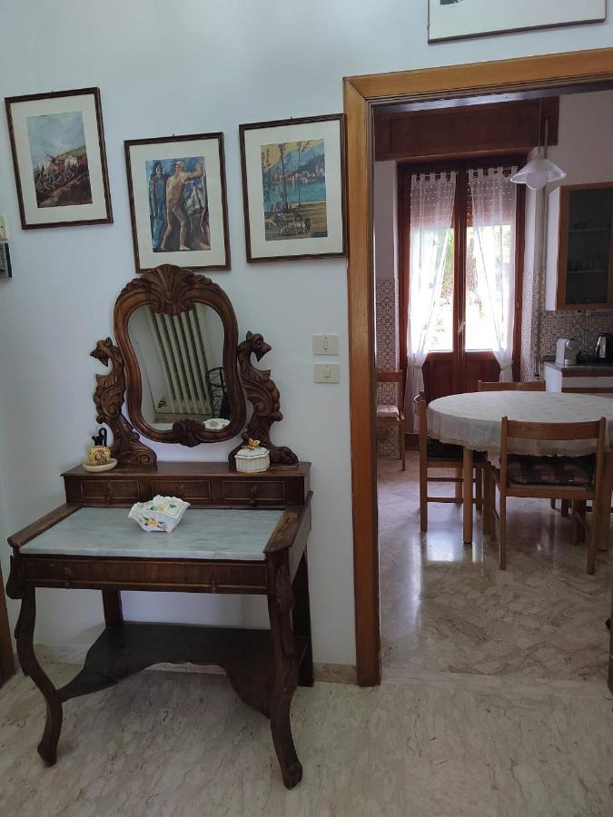 B&B La Finestra Sul Mare 리파트란소네 외부 사진